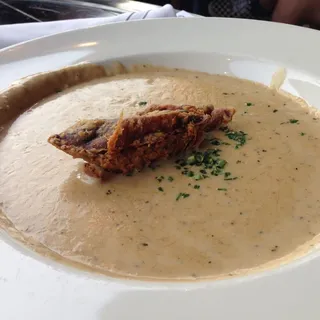 Cream of Crab Bowl W/ Softshell