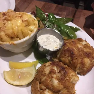 Double Crab Cake Dinner