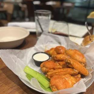 bbq chicken, chicken wings and fried chicken, chicken, chicken wings, bbq wings, poultry, fried chicken, food, fried chicken wings