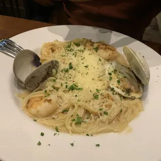 Seafood Scampi Pasta