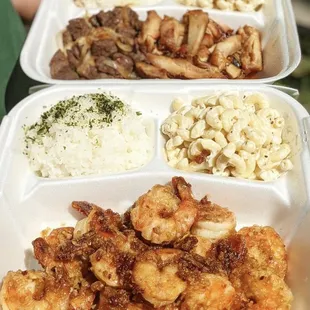 Garlicky Shrimp &amp; BBQ Mixed Plate @catrinoms