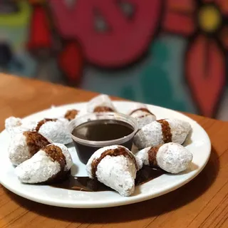 Zeppole