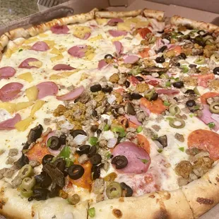 50% Combo  50% Hawaiian 100% DELICIOUS