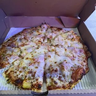 Hawaiian added Jalapeños!!! Delicious