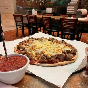 Sausage and mushrooms pizza