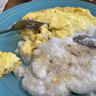 Applewood Bacon and N.Y. Sharp Cheddar Omelette