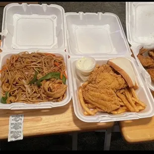 food, ramen and noodles