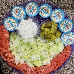 If order 200pcs wings or more will get celery tray and salad tray!!!