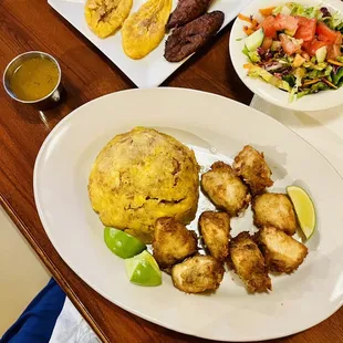 Mofongo de Chicharron de Pollo Plate &amp; plantains