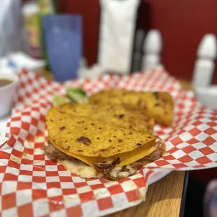 Birria queso taco