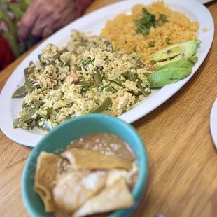 Huevos con Nopales, rice, chips &amp; beans
