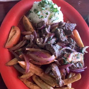 Lomo Saltado