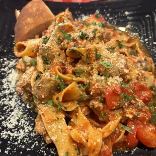 tagliatelle with sausage and mushrooms