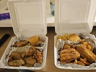 Snow Island Soul Food & Daqs