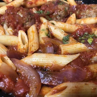 Spicy Penne (add meatballs and onions!!!)