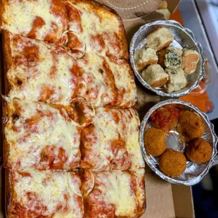 Cheese Sicilian, Garlic Knots, Fried Risotto Balls