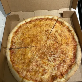 14" New York Style Pizza.