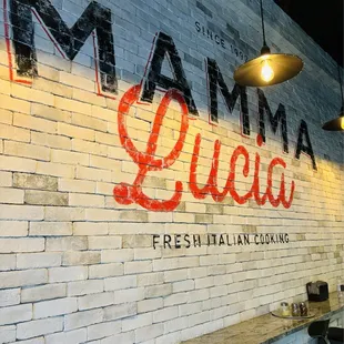 Love the signage @ Mamma Lucia