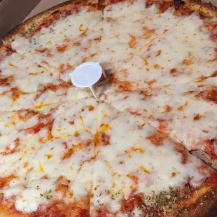 Large Pizza Extra Cheese (Well done)