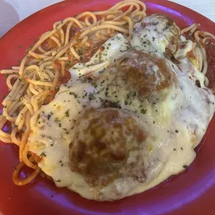 I got the spaghetti and meatballs... it was pretty good I guess