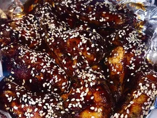 Vinny D's Pizza & Soda To Go