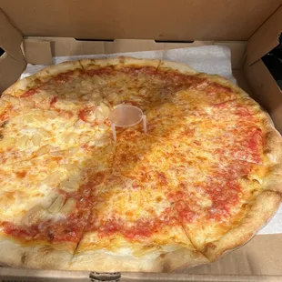 Half cheese/half pineapple