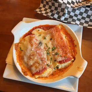 Baked manicotti