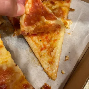 Very little sauce on my pepperoni
