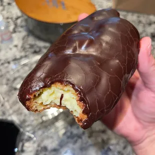 Eclair