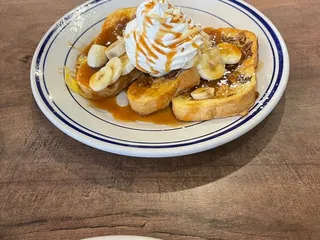 Freedom Square Diner