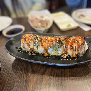 Baked salmon roll