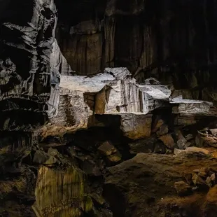 Mammoth Cave National Park Historic Tour ($20/adults $15/Youth [under 16])