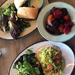 Avocado and Tomato Toast Sandwich