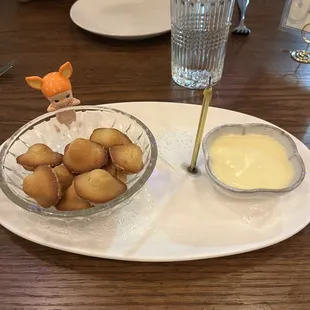 Lemon Madeleines