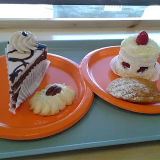 Kiss Cake