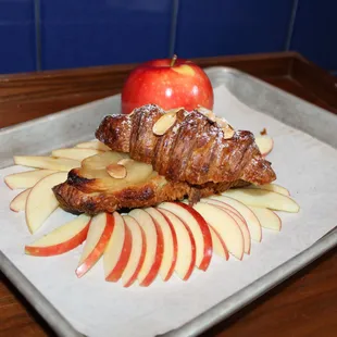 apple almond croissant