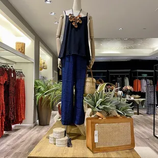 One of the many mannequin displays (April 2022)