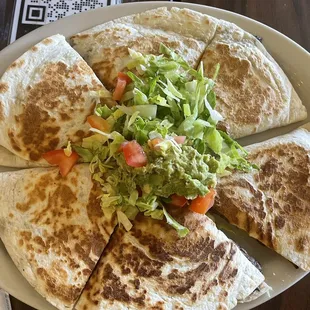 Beef fajita quesadilla plate.