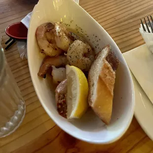 Gambas al Ajillo ($19)