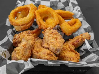 Midcity Chicken and Poboy