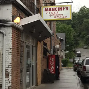 love my hometown bread !