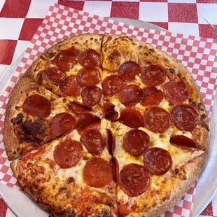 Small Pepperoni Pizza - Really good, would get again and my gf loved it! Garlic butter was identical to Papa&apos;s!