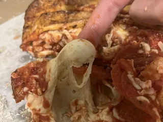 Mancino's Pizza & Grinders