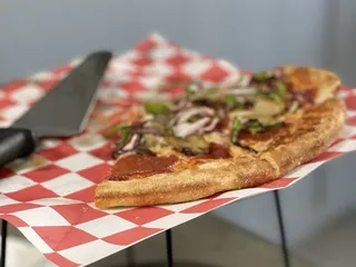 Cave City Pizza