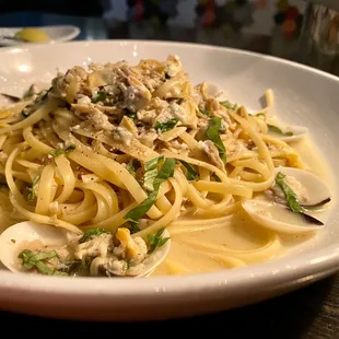 Linguini &amp; Clams (without the créme dollop on top)