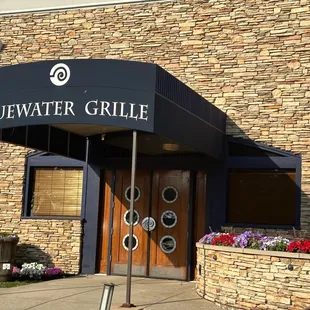 entrance to restaurant