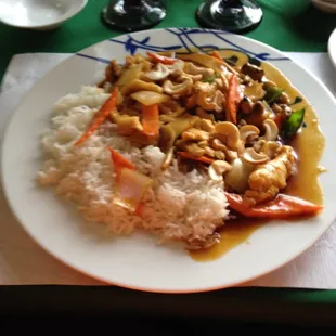 Cashew chicken.