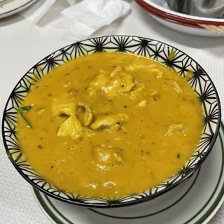 Knyaw Pumpkin Curry (V)(GF)*