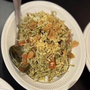Green Tea Leaf Salad