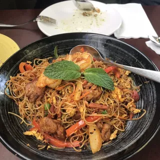 Singapore Style Noodles
